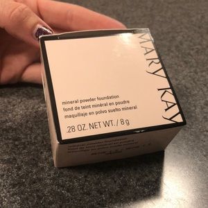 Mary Kay Mineral Powder Foundation